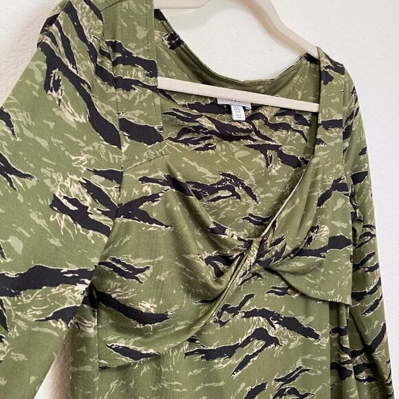Topshop Camouflage Print Twist Front Jersey Flip Dress - Green - Picture 5 of 8